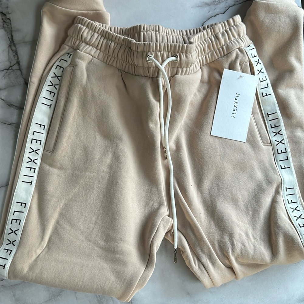 Flexfit new jogger beige